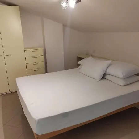 Apartament E11 - Bilocale Delfico 2 - Aria Condizionata